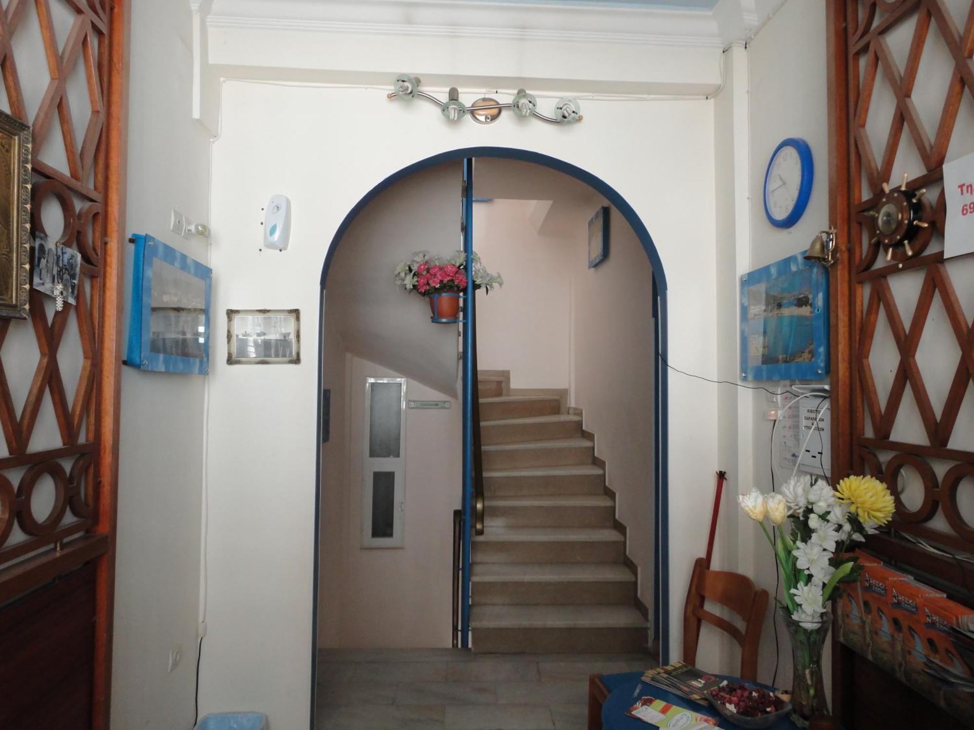 Apergis Rooms Ermoupoli Dış mekan fotoğraf