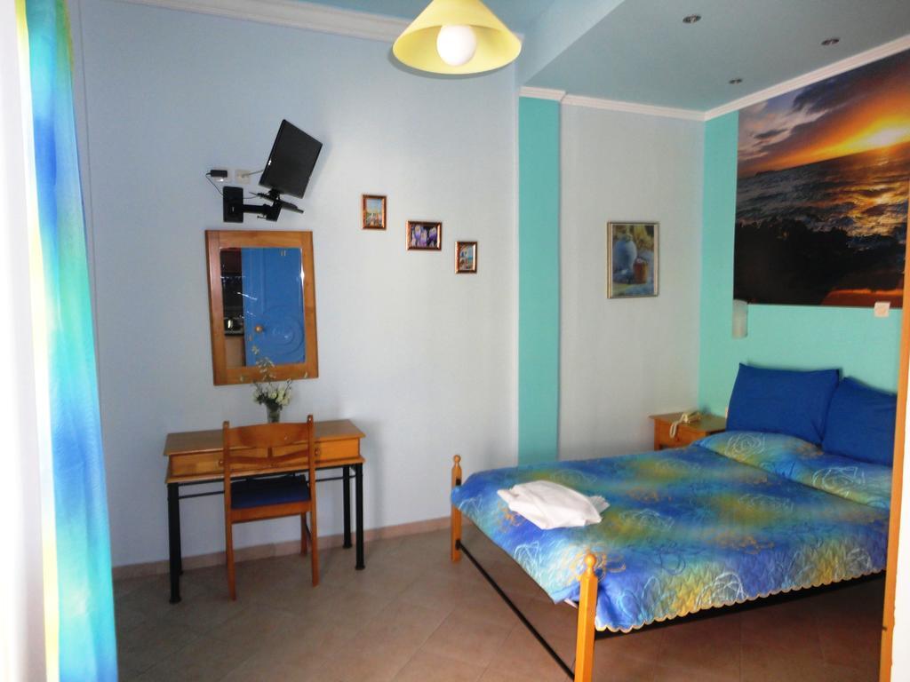 Apergis Rooms Ermoupoli Dış mekan fotoğraf